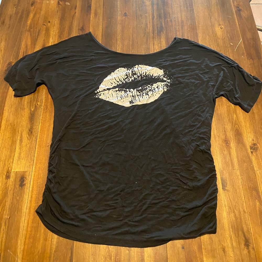 Women’s tee